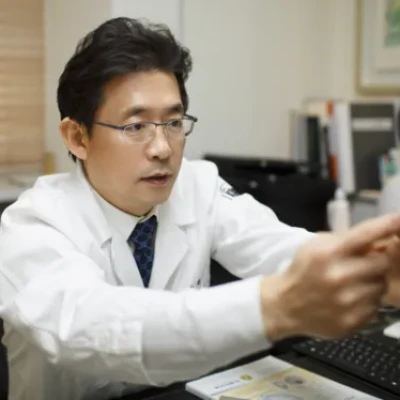 [M메디소비자뉴스] 보형물 염증으로 인한 구축코, 유형 분석 후 코 재수술해야